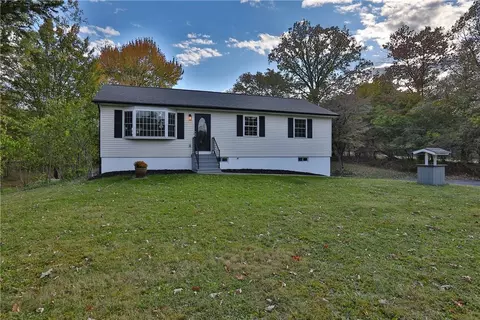 38 Mccall Pl, Newburgh, NY 12550