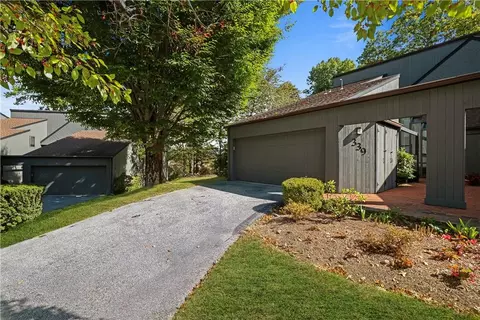 339 Old Cedar Rd, Greenburgh, NY 10530