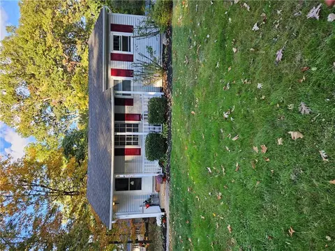 9 Hilltop Ave, Newburgh, NY 12550
