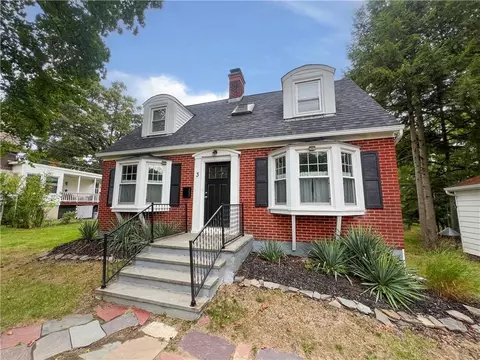 3 Elmwood Ave, Poughkeepsie, NY 12603