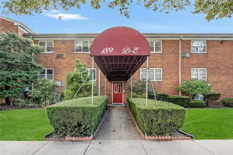 189 Drake Ave #1D, New Rochelle, NY 10805