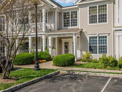 2406 Bennington Dr, Fishkill, NY 12524