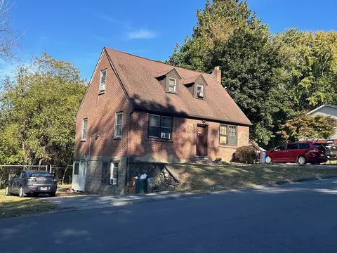 15 Hawthorne Ave, Newburgh, NY 12550