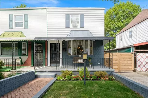114-102 228th St, Cambria Heights, NY 11411