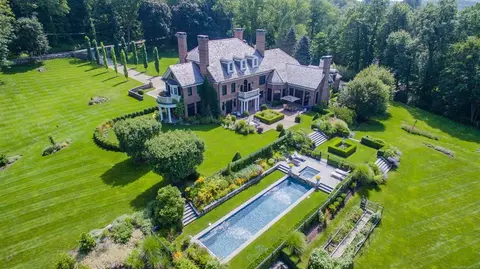 111 Spring Valley Rd, Ridgefield, CT 06877