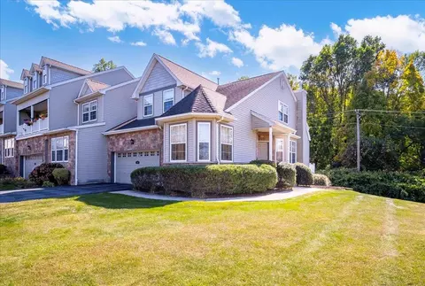 158 N River Dr, Beacon, NY 12508