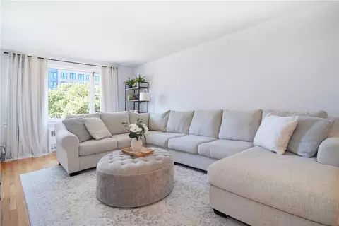 30 N Broadway #6D, White Plains, NY 10601