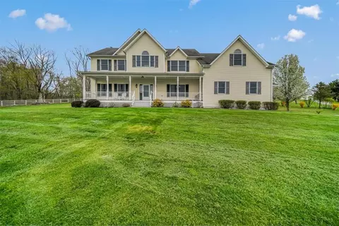 44 Kings Ln, Wawayanda, NY 10973