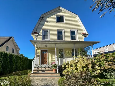 416 Florence St, Mamaroneck, NY 10543