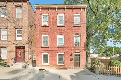 204 N Miller St, Newburgh, NY 12550