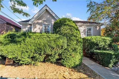 3966 Rombouts Ave, New York, NY 10466