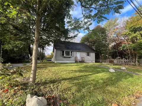 14 Lindberg Ave, Mamakating, NY 12790