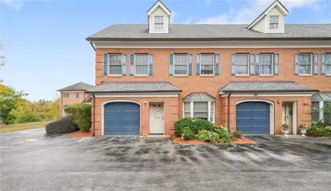 145 High Point Cir, Newburgh, NY 12550