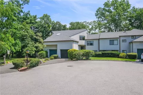 2 James Way, Rye Brook, NY 10573