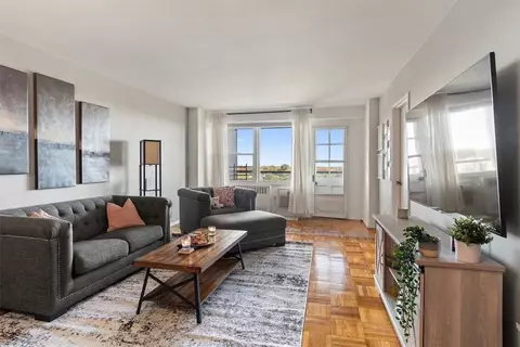 1841 Central Park Ave #12L, Yonkers, NY 10710