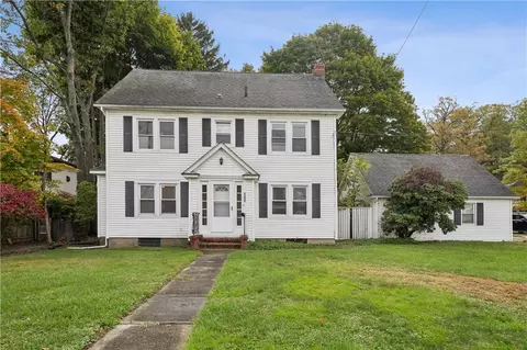 142 South St, Middletown, NY 10940