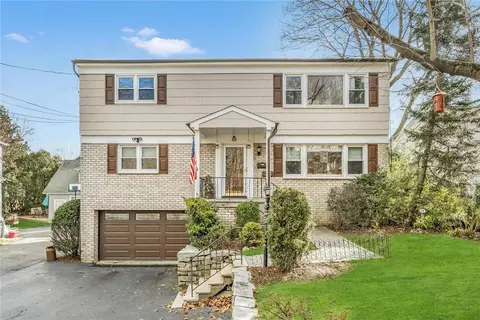 89 Frances Ave, Harrison, NY 10528