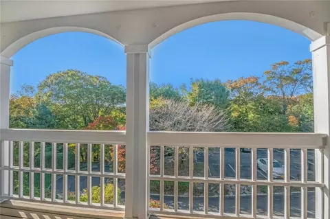 333 No State Rd #50, Briarcliff Manor, NY 10510