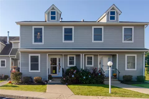 100 Boniface Dr #16E, Crawford, NY 12566