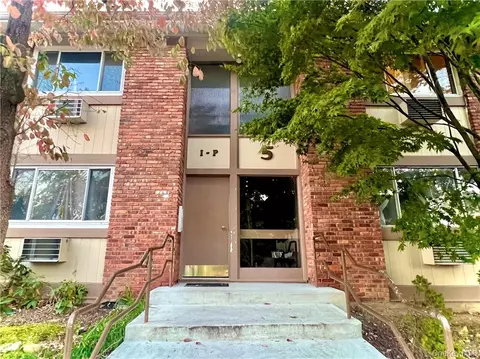 5 Rolling Way #K, Peekskill, NY 10566