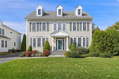 5 Legendary Cir, Rye Brook, NY 10573