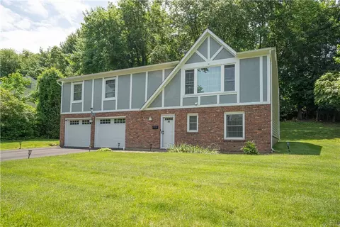 45 N Lexow Ave, Clarkstown, NY 10954