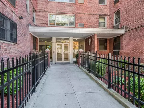 1010 Sherman Ave #3H, New York, NY 10456