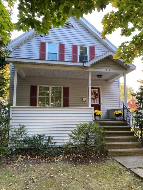 214 E 8th St, Oswego, NY 13126