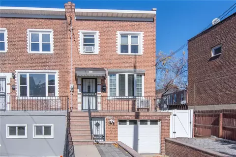 3009 La Salle Ave, New York, NY 10461