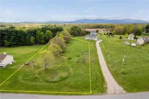 21 Nevis Rd, Clermont, NY 12583