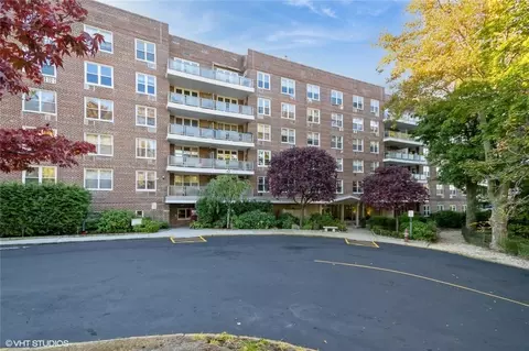 222 Martling Ave #4R, Greenburgh, NY 10591