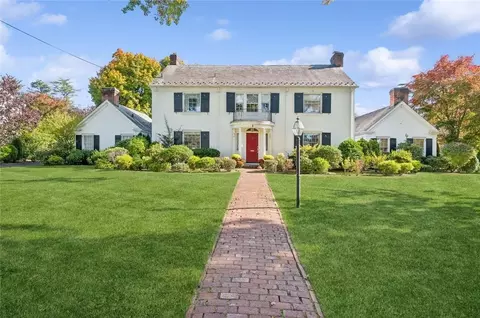 1 Hillside Rd, Bronxville, NY 10708
