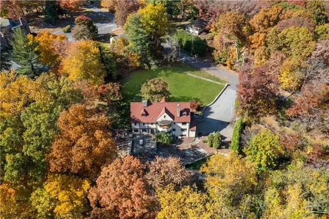 9 Windward Ave, White Plains, NY 10605