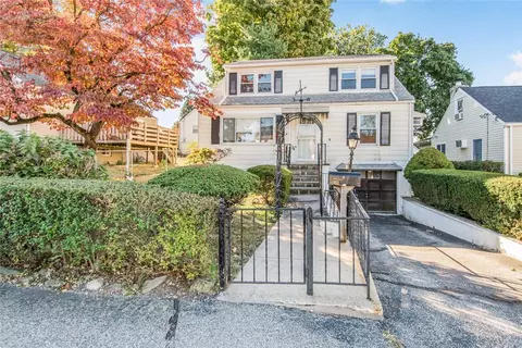 22 Delaware Rd, Yonkers, NY 10710