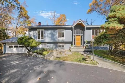 358 Nash Rd, North Salem, NY 10560