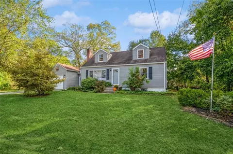 3 Card Rd, Wappinger, NY 12590