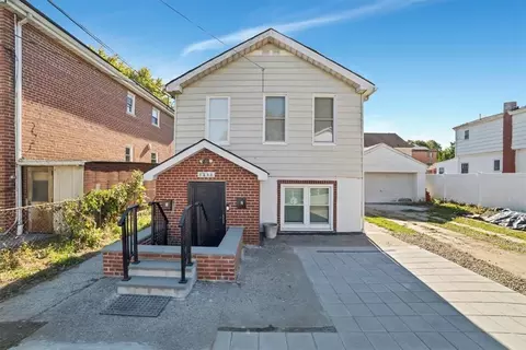 2580 Hollers Ave, Bronx, NY 10475