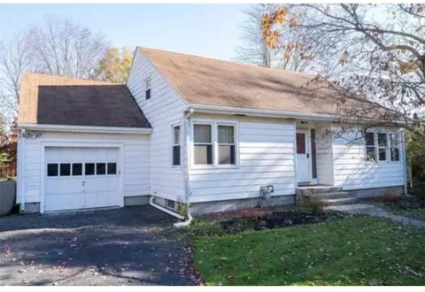 88 S Remsen Ave, Wappinger, NY 12590