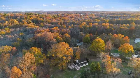 170 Boyce Rd, Shawangunk, NY 12566