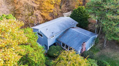 23 Tanglewood Rd, Greenburgh, NY 10583