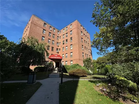 180 Pearsall Dr #4C, Mount Vernon, NY 10552