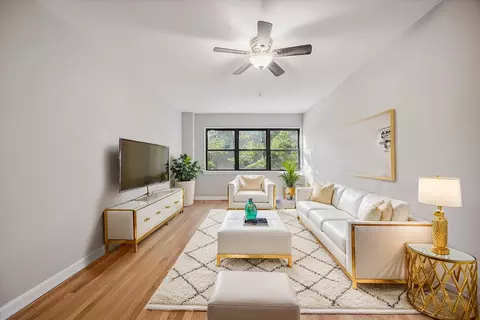 55 Ehrbar St #3E, Mount Vernon, NY 10552