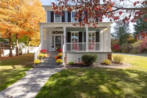 20 Park Pl #18, Hyde Park, NY 12538
