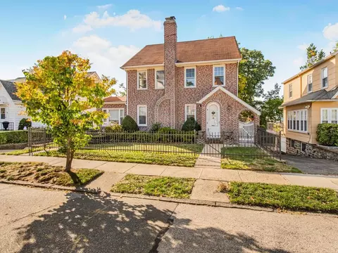 153 Devoe Ave, Yonkers, NY 10705