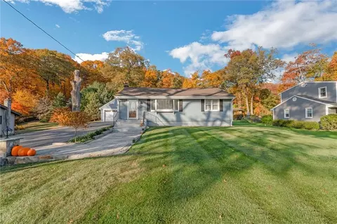 42 Aqueduct Rd, Philipstown, NY 10524