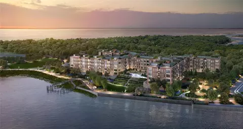 100 Garvies Point Rd #1305, Glen Cove, NY 11542