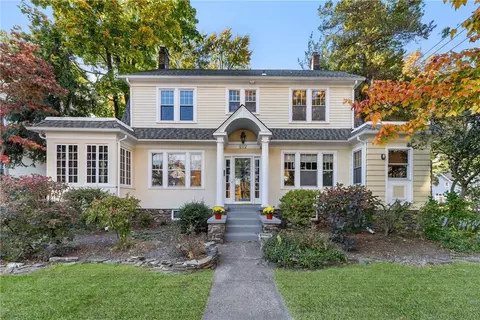 212 S Broadway, Orangetown, NY 10960