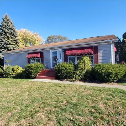 67 Carole Ct, Hyde Park, NY 12538