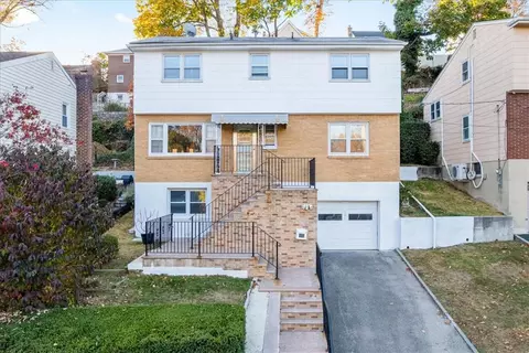 189 Rockne Rd, Yonkers, NY 10701