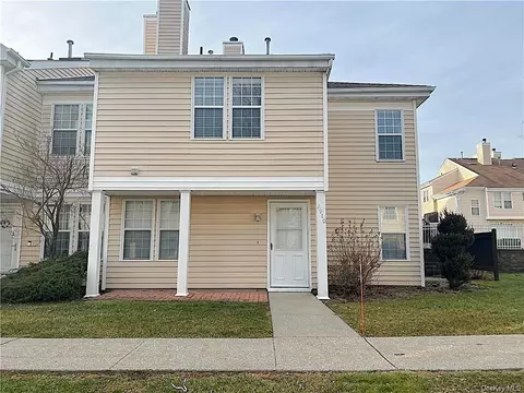 2910 Whispering Hls, Chester, NY 10918